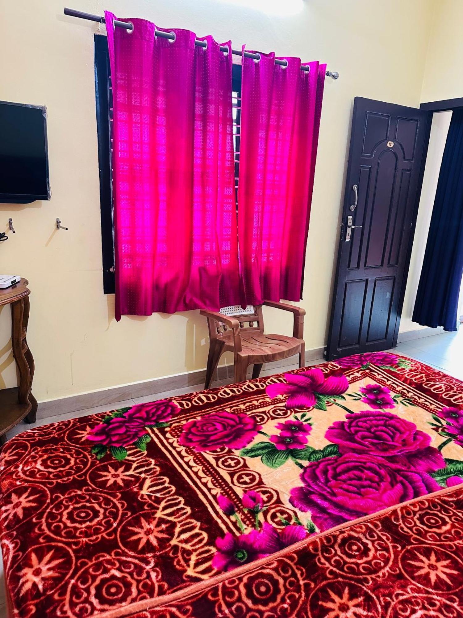 G Mount Budget Stay Munnar Exterior foto