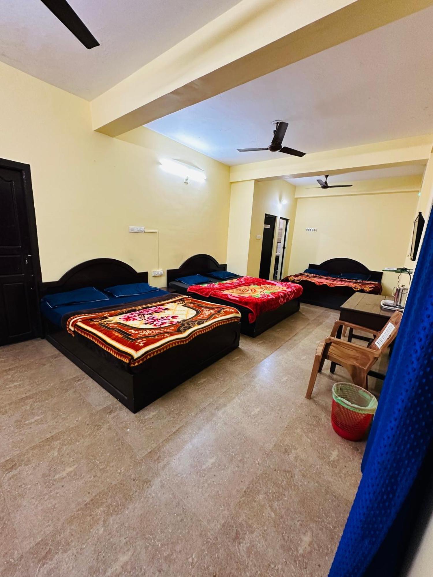 G Mount Budget Stay Munnar Exterior foto